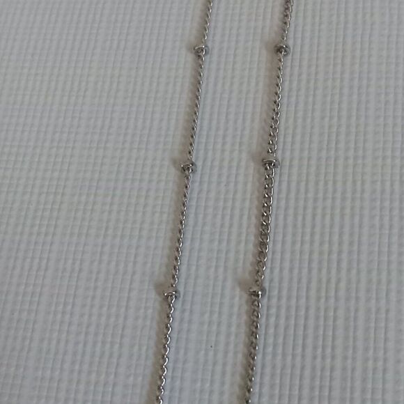 Silver Toned Lightweight Metal Beaded Dainty Curb Link Chain Fashion Necklace - Picture 5 of 7